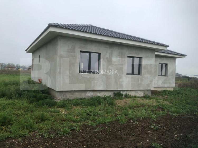 Casa Semifinisata, intre Odoreu si Martinesti Casa Semifinisata, intre Odoreu si Martinesti