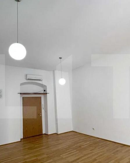 Apartament de vanzare, cu 1 camera, 40 mp, zona Unirii - 1
