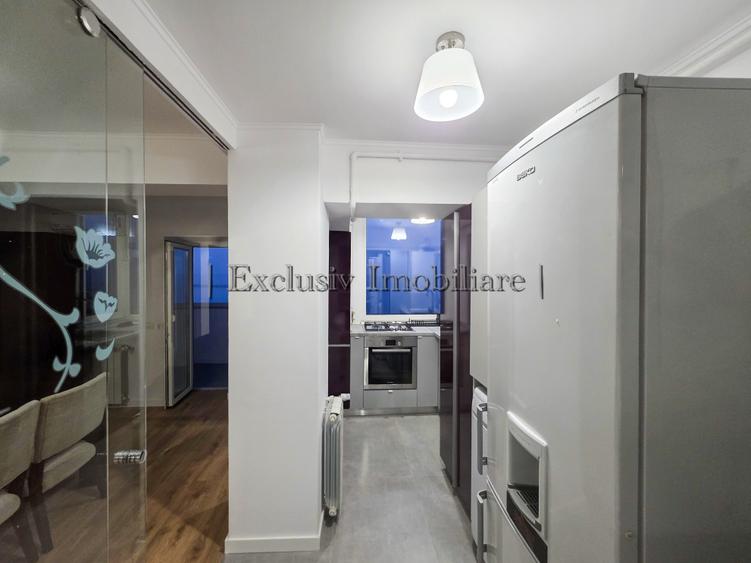 Apartament cu 3 camere decomandat, mobilat în Faleza Nord