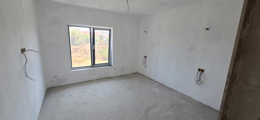 Agigea-Primarie, vila P+1, SD 125 mp, 4 camere, teren in proprietate de 260 mp - 3