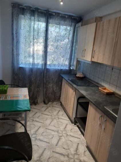 Vand apartament cu 2 camere , - 5