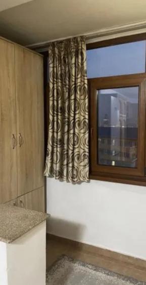 Garsonieră zona  Far  mobilată utilată 15 mp - 1