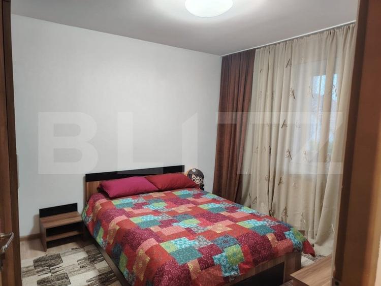 Apartament de vanzare, cu 2 camere, 60 mp, zona 1 Decembrie - 4