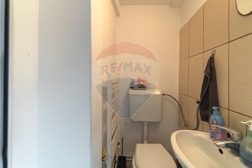 Garsonieră de închiriat– Strada Republicii 31/ Comision 0% - 8