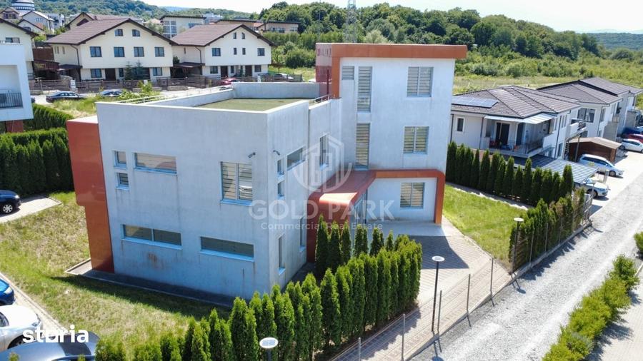 Spațiu comercial, de 436 mp, în Făget