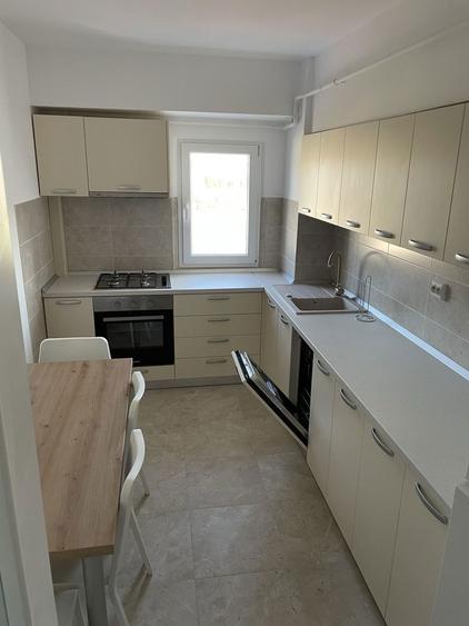 Inchiriez apartament 2 camere - 2