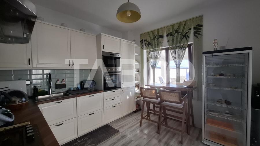 Casa individuala de vanzare 5 camere 172 mp langa Padurea Dumbrava - 2