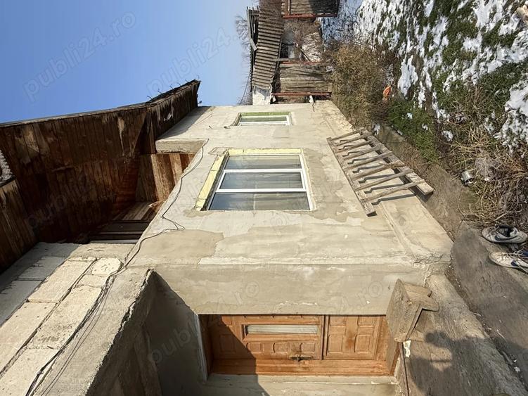 Casa batraneasca cu teren generos 3700mp - 4