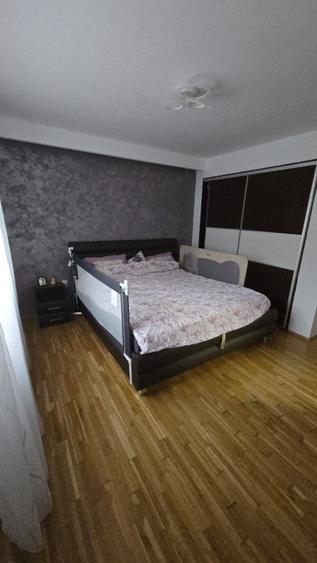 Apartament de vanzare - 1