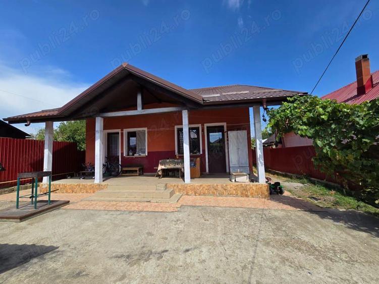 Vila P+1 Zona Savinesti - 1