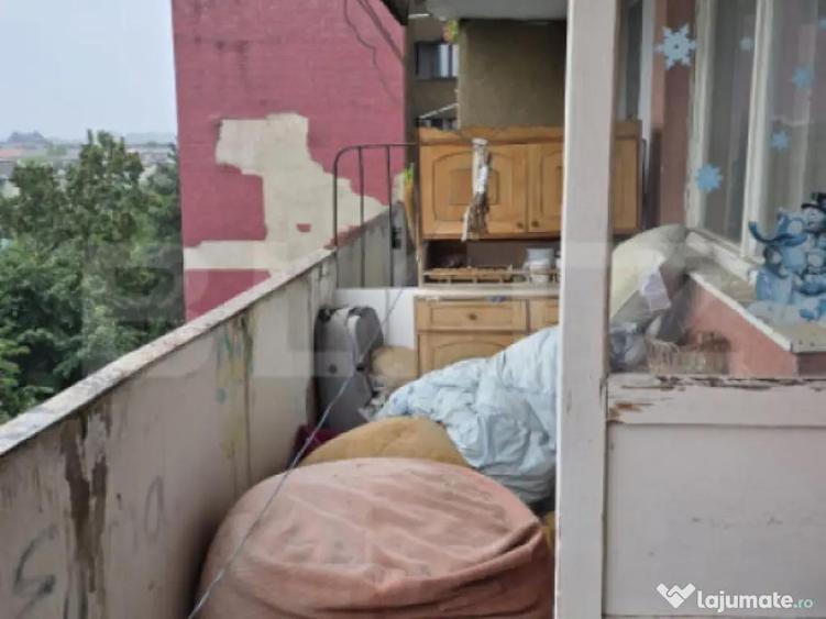 Apartament de vanzare, cu 2 camere, 46 mp, zona Micro 14 - 4