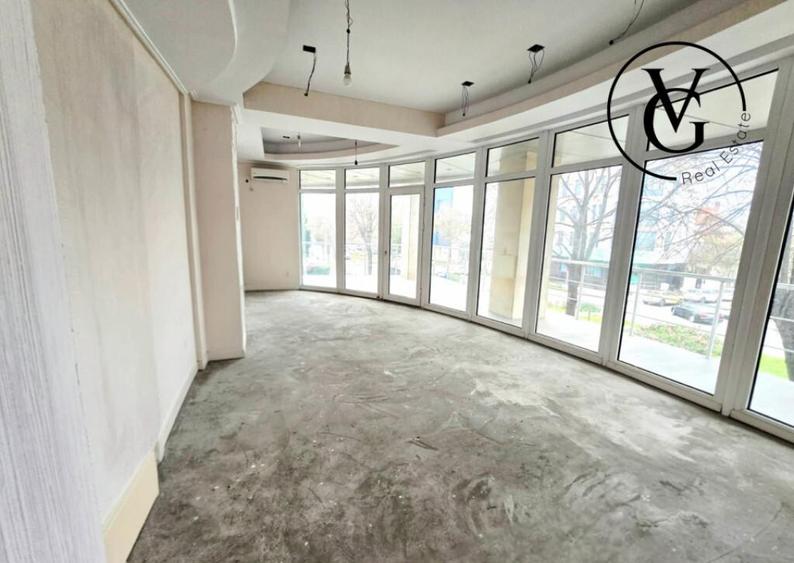 Spa?iu comercial | Terasa panoramica | ideal cafenea, bir - 1