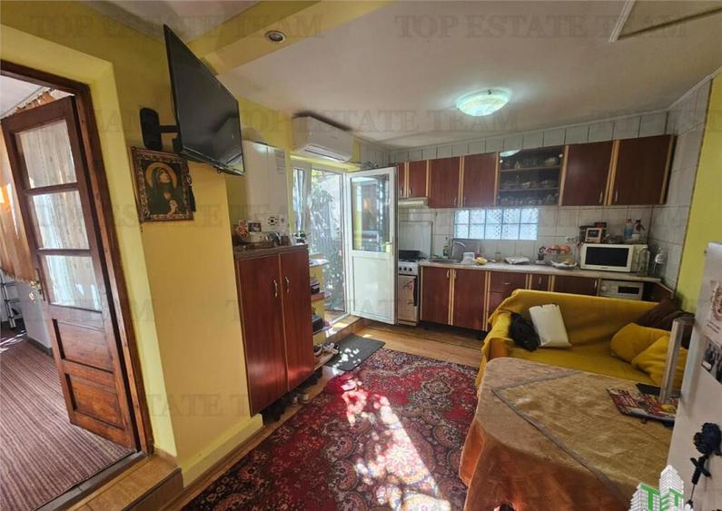 Casuta 3 camere placa peste etaj zona Margeanului - 9