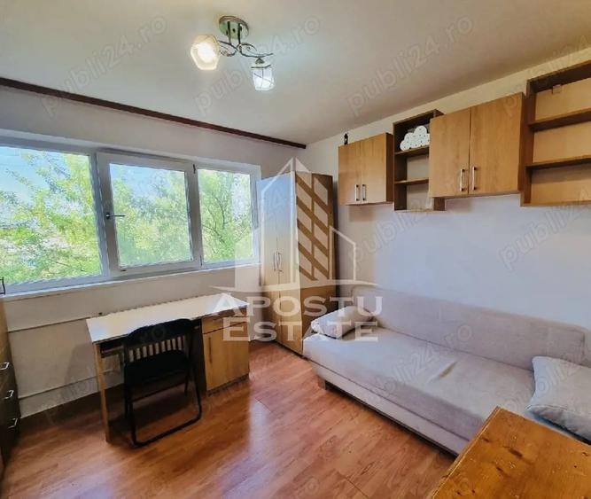 Inchiriez,pe termen lung vand garsoniera - 2