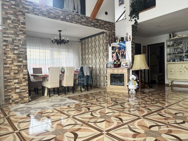 Casa 5 camere de vanzare in Jucu de Mijloc - 2