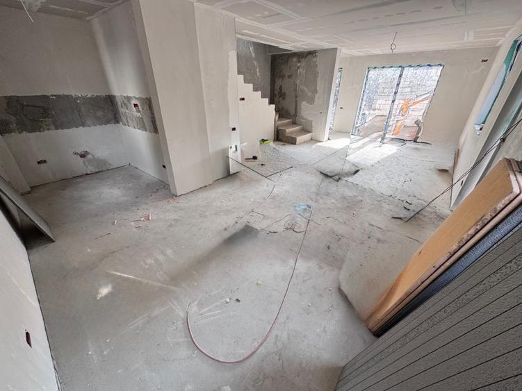 Casa individuala deosibita P+1+M. 4 cam. Util 140mp. Teren 154 mp - 23