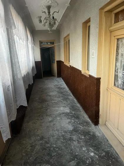casa si teren de vanzare - 4