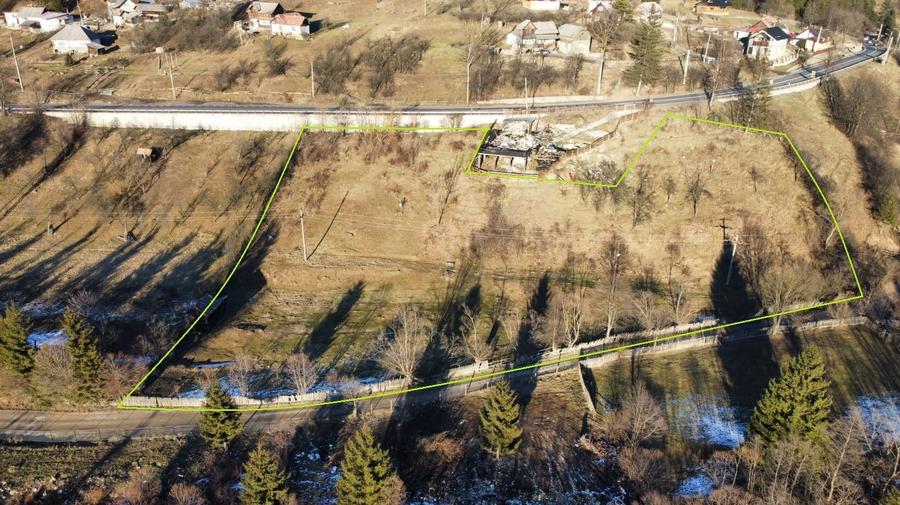 De vanzare teren intravilan 6500 mp Vama- Bucovina - 4