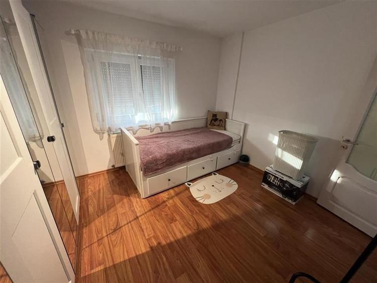 Ap 4 camere,renovat,3 AC, centrala, mobilat si utilat, Petre Liciu - 13