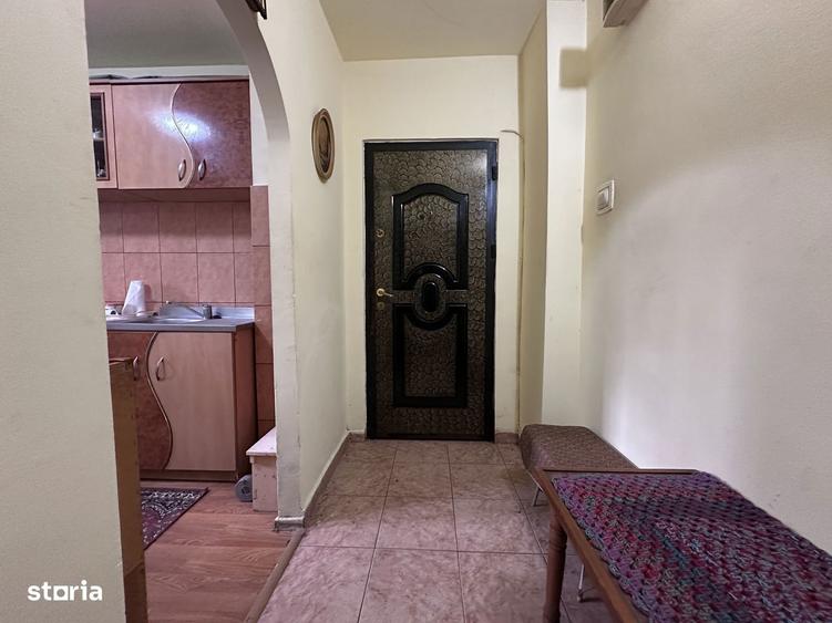 PARTER! Vanzare apartament cu 2 camere in Targovi?te - 1
