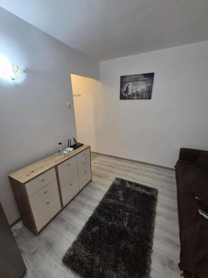 Inchiriez apartament doua camere Tomis Nord - 1
