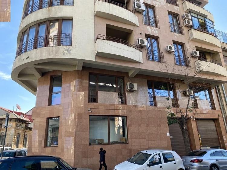 SPATIU COMERCIAL IDEAL PENTRU INVESTITIE - 8