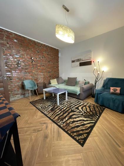 Apartament in curte propie, mobilat, renovat - 1