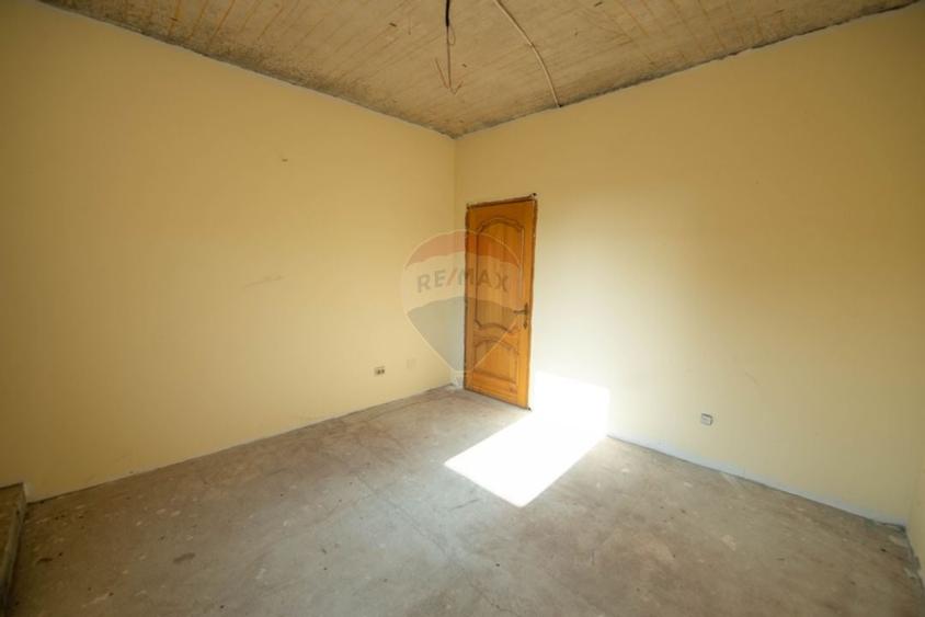 Casa - Vila de vanzare, 582 mp construiti,  la gri, Manolache, Ilfov - 10