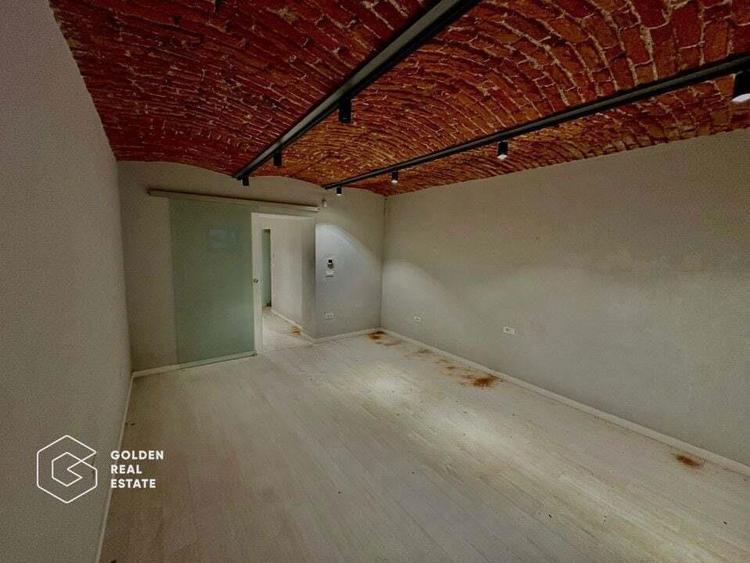 Oportunitate!Spatiu comercial 3 camere+apartament 2 camere la etaj,zona centrala - 6