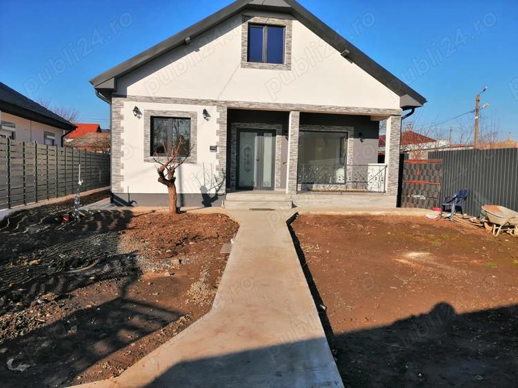 Casa de vanzare in Valu lui Traian - 2