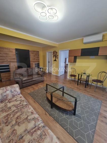 Apartament semidecomandat, 52,5 mp utili, lift, boxa, garaj dublu, zona Terra