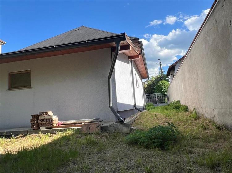 Casă individuală cu 2 camere cu Teren 495 Mp în Ultracentral