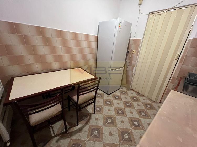 Apartament cu 2 camere decomandat, mobilat în Nicolina
