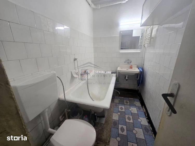 Apartament cu 2 camere semidecomandat în Ultracentral