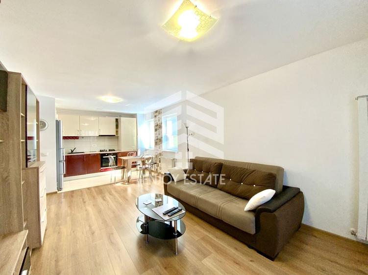 Apartament cu 2 camere decomandat, mobilat în Tractorul