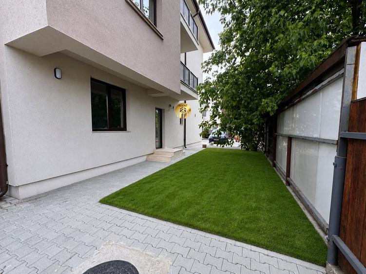 Apartament cu 2 camere semidecomandat în Otopeni