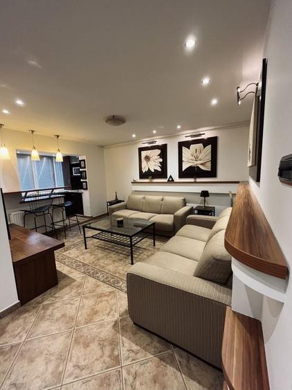 Apartament cu 2 camere în Drumul Carului