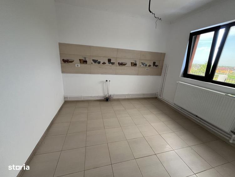 Casă cu 4 camere în Valu lui Traian