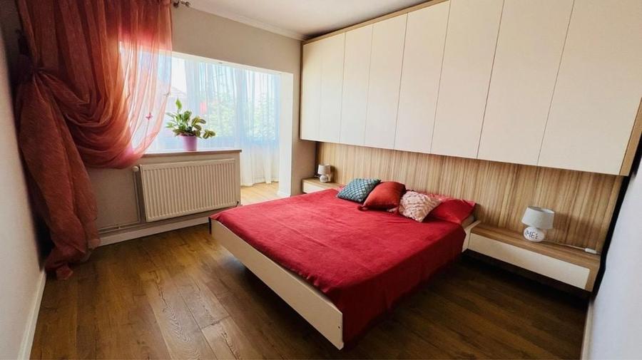 Apartament cu 3 camere decomandat în Aradul Nou