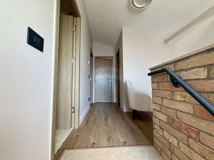 Casă individuală cu 4 camere cu Teren 422 Mp în Nord