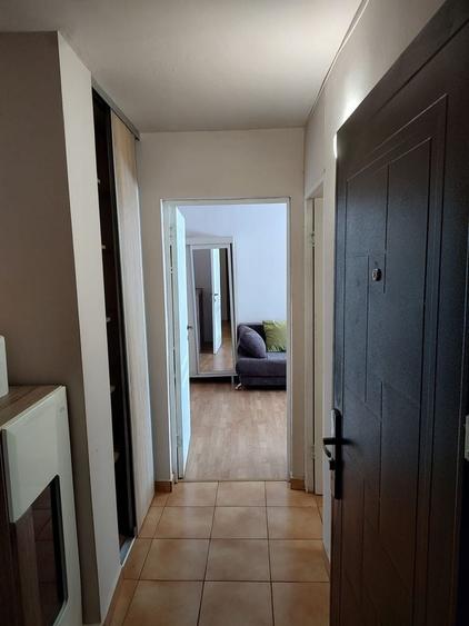 Garsonieră decomandată în Lipovei