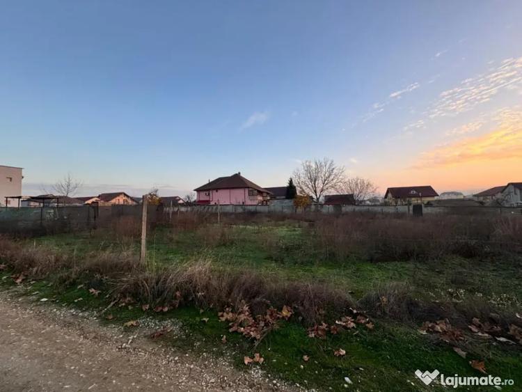 Teren de 642 mp, în Bordei