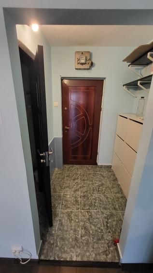 Garsonieră semidecomandată în Titan