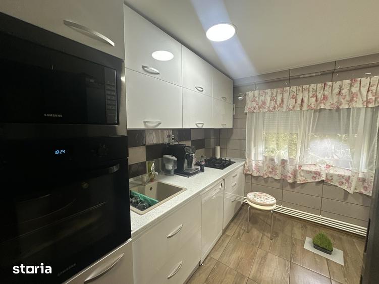 Apartament cu 3 camere în 13 Septembrie