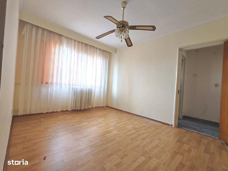 Apartament cu 2 camere semidecomandat în Trivale