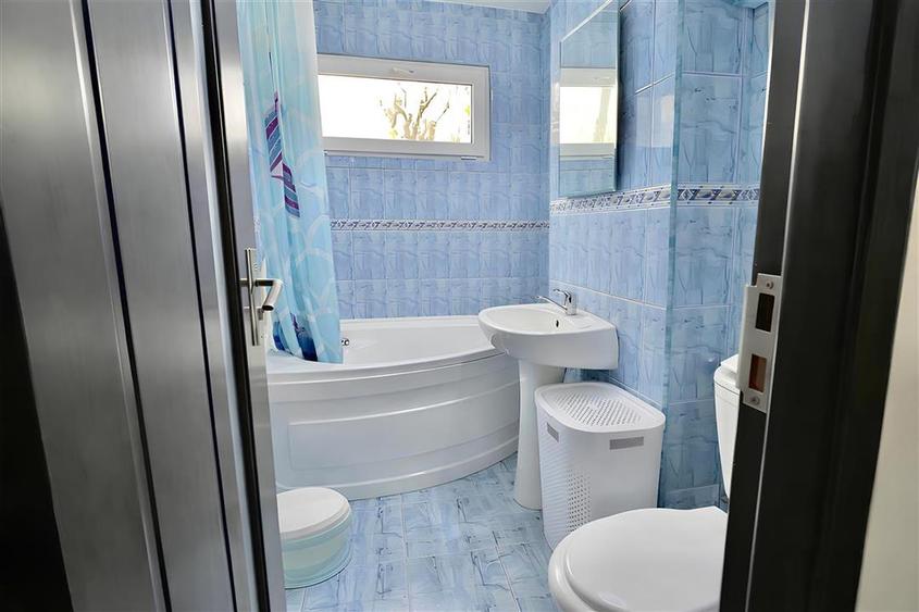 Apartament cu 3 camere si parcare zona Gemenii de inchiriat - 10