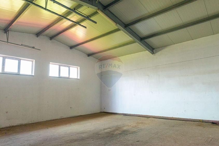 De vanzare casa + hala, teren 580mp, ideala business/service auto - 14