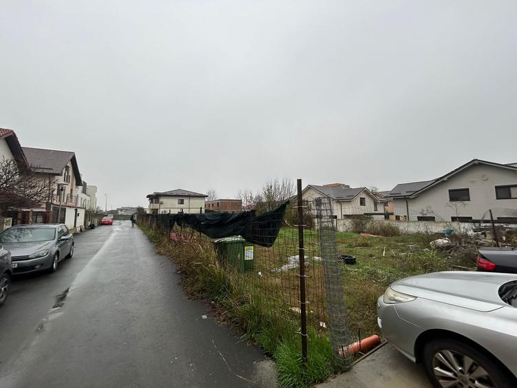 Teren  Intravilan 500 Mp Zona 1 Decembrie Sector 3 - 3