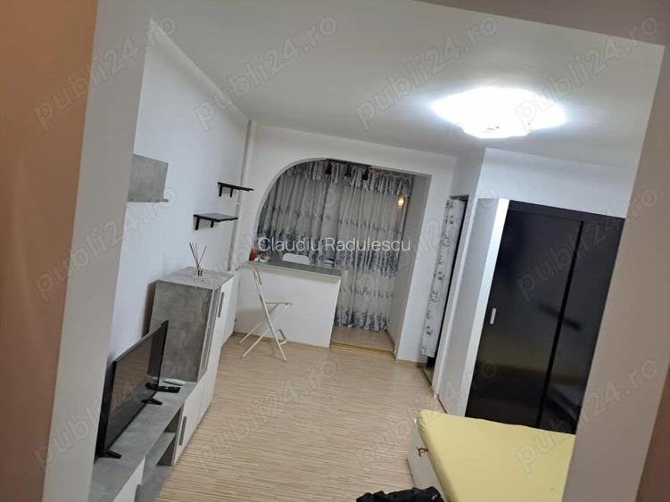 Drumul Taberei-Favorit, 31mp, 200m Metrou ?i complex comercial, mobilata, parter 8, 65.000 Euro Drumul Taberei-Favorit, 31mp, 200m Metrou ?i complex comercial, mobilata, parter 8, 65.000 Euro