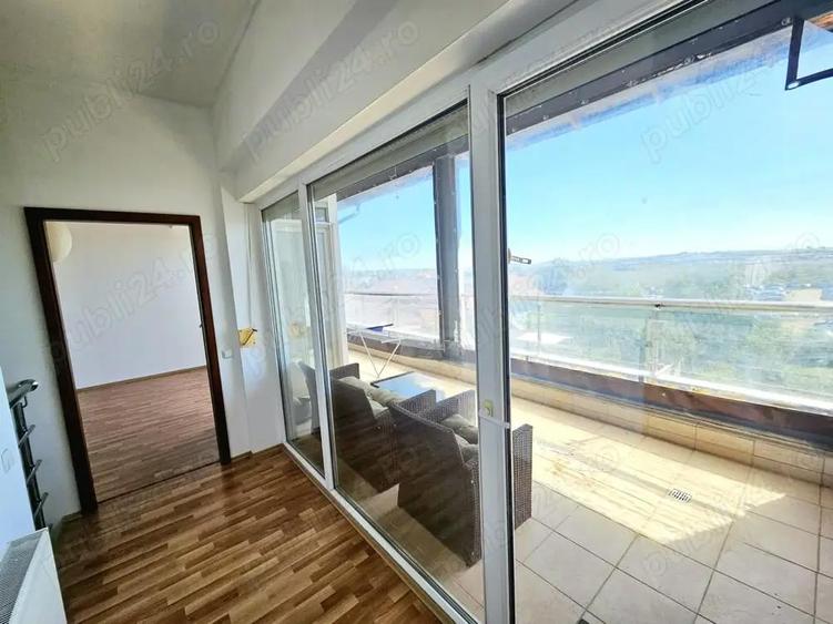 Otopeni - Str. Ferme F, in bloc 2009, penthouse 156 mp. etaj 2 - 3